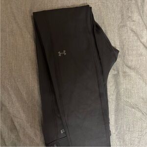 Under Armour Cold Gear leggings size L. Base 2.0 EUC LIKE NEW